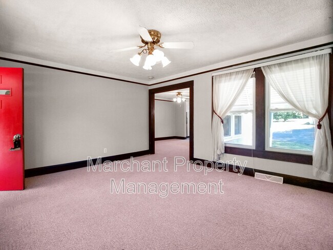 Building Photo - 311 Mc Dowell St