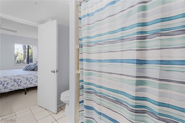 Building Photo - 4384 Bowsprit Ct