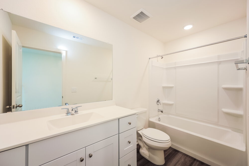 Building Photo - 5827 Texas Palm Dr