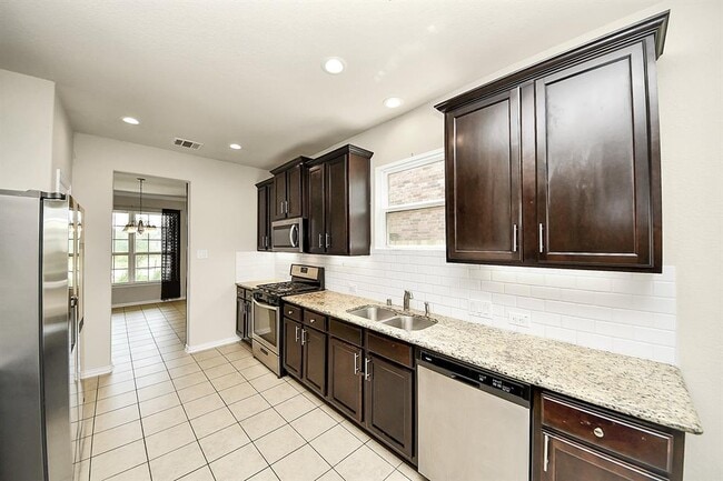 Building Photo - 13313 Sea Breeze Dr