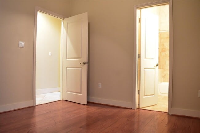 Building Photo - 5515 Petty St