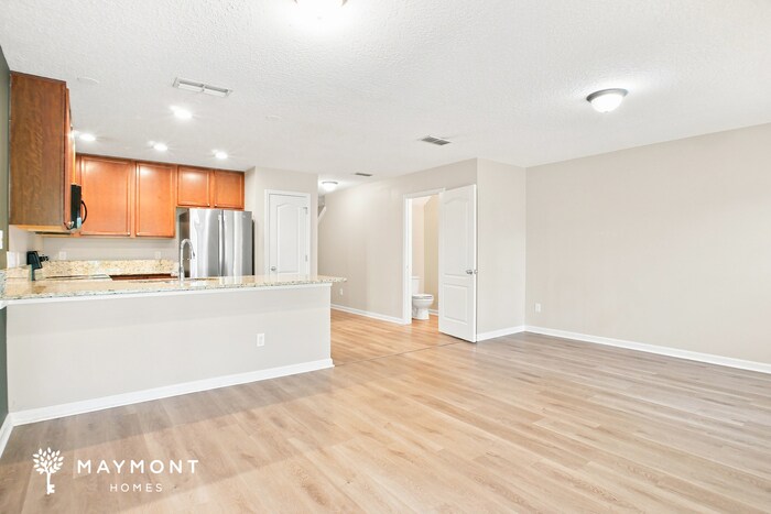 Building Photo - 438 Walnut Dr