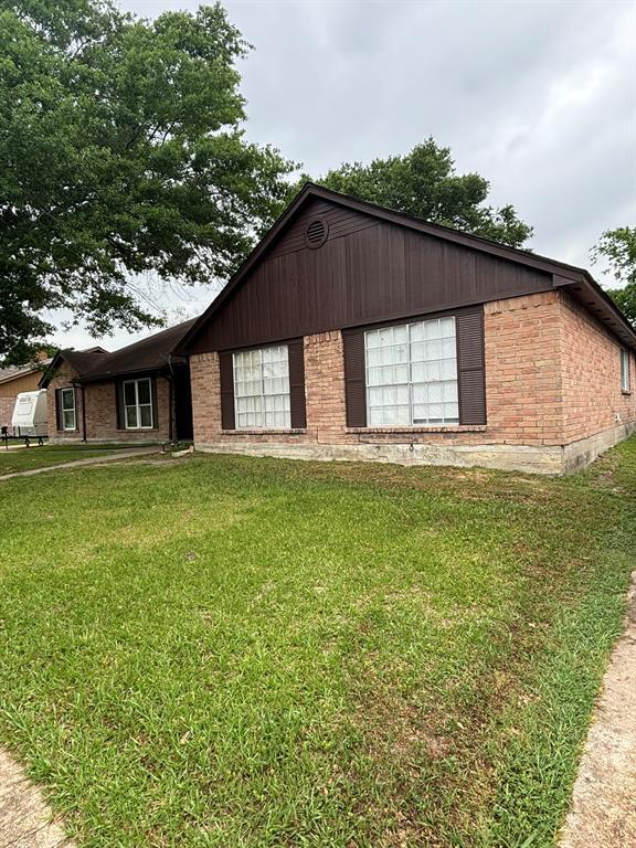 Building Photo - 19510 Lazy Valley Dr