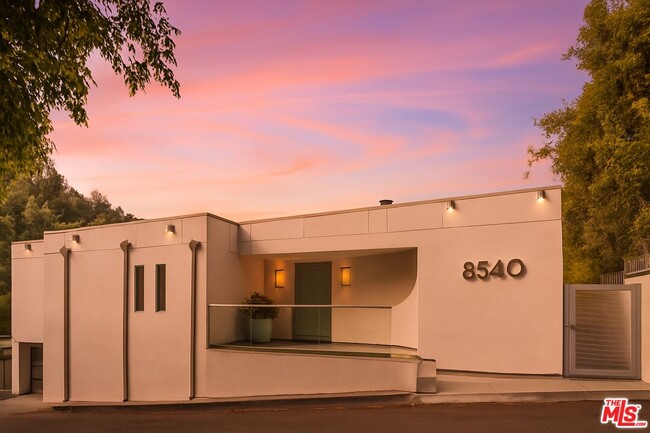 Building Photo - 8540 Hillside Ave