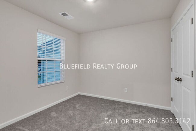 Building Photo - 808 Harper St