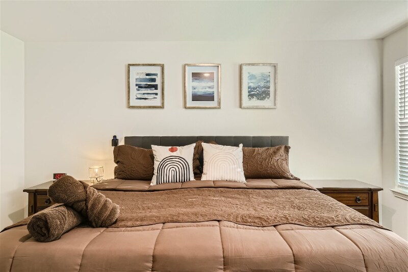 Building Photo - 7308 Aaron Jordan Dr