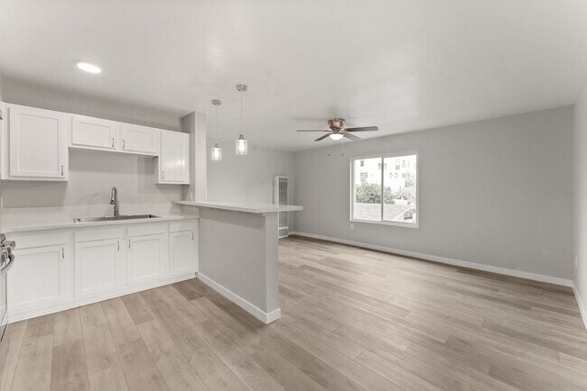 Building Photo - Willie James