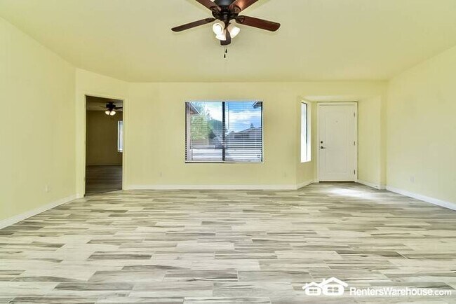Building Photo - Spacious updated 3 Bed, 2 Bath home in Tuc...