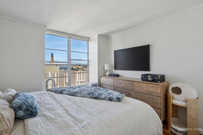 Building Photo - 2040 Franklin St