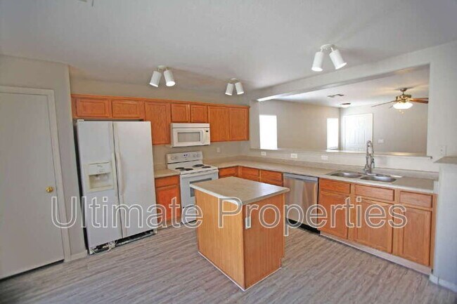 Building Photo - 1516 S 228th Ct
