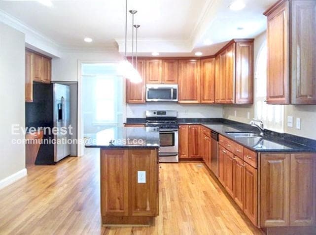 Building Photo - 3204 Eagles Watch