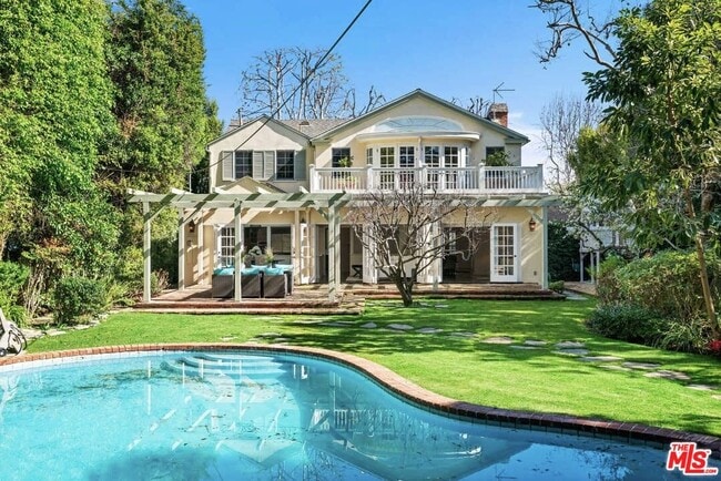 Primary Photo - 523 Avondale Ave