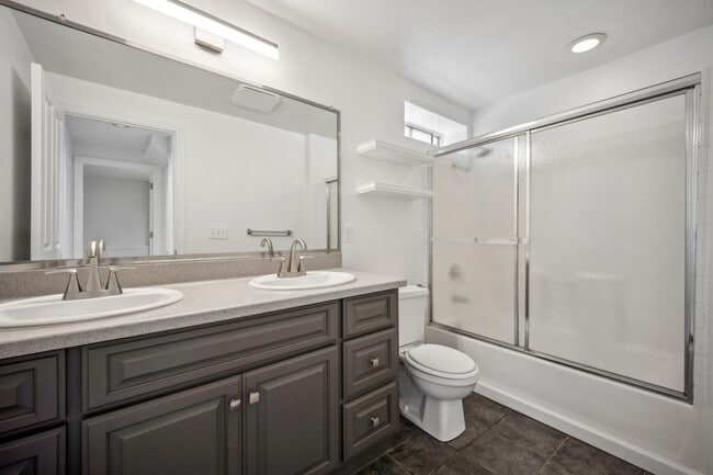 Building Photo - 2BD/1.5BA LIGHT & BRIGHT, MILL VALLEY HOME WITH OPEN FLOOR PLAN!