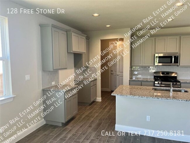 Building Photo - 128 Free Stone Dr