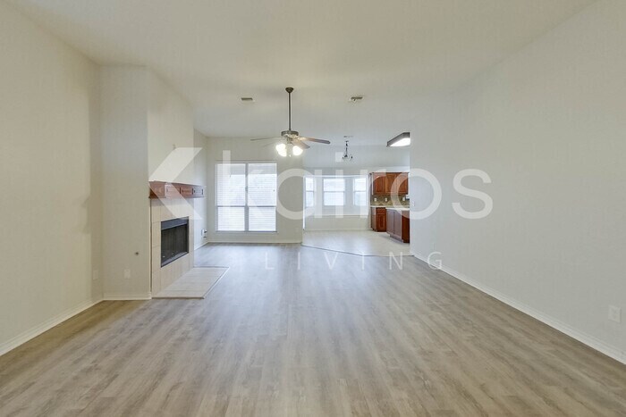 Building Photo - 2421 NW 158th St