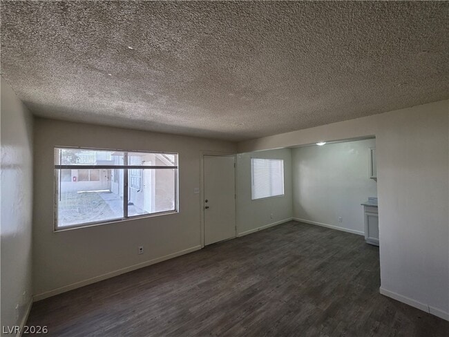 Building Photo - 304 Orland St