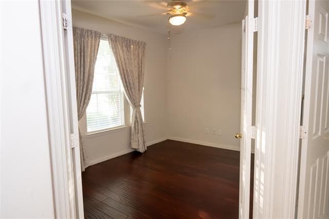 Building Photo - 8416 Mesa Verde Dr