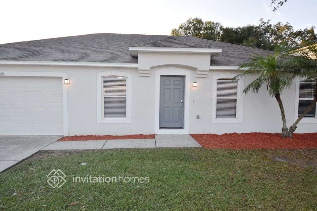 Building Photo - 5740 Oakwood Knoll Dr