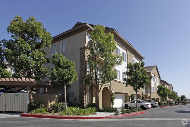 Building Photo - Camden Sierra at Otay Ranch