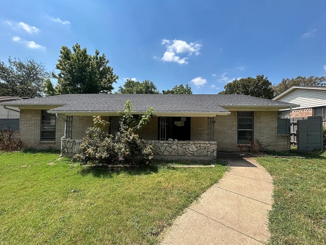 Primary Photo - 334 Carder St