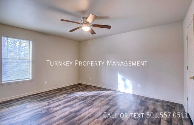 Building Photo - 5557 Springvale Rd