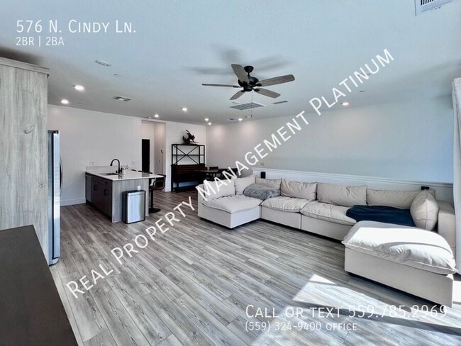 Building Photo - 576 N Cindy Ln