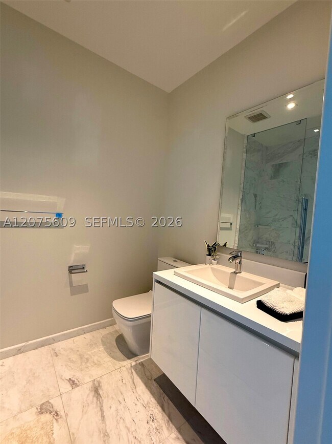 Building Photo - 701 N Fort Lauderdale Beach Blvd