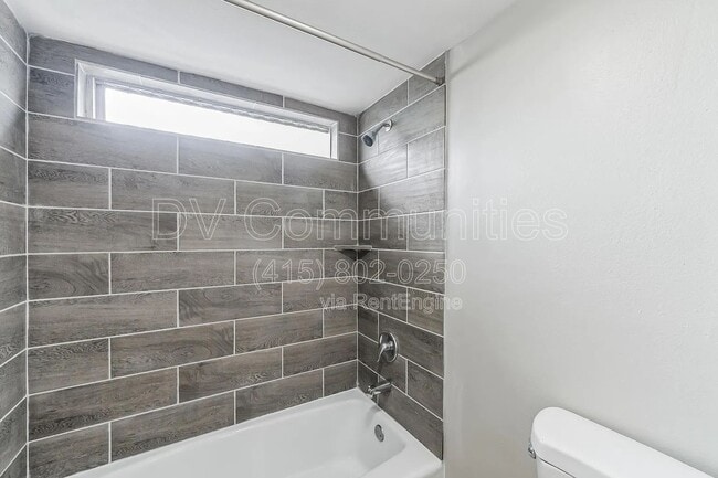 Building Photo - 4702 N Cashel Cir