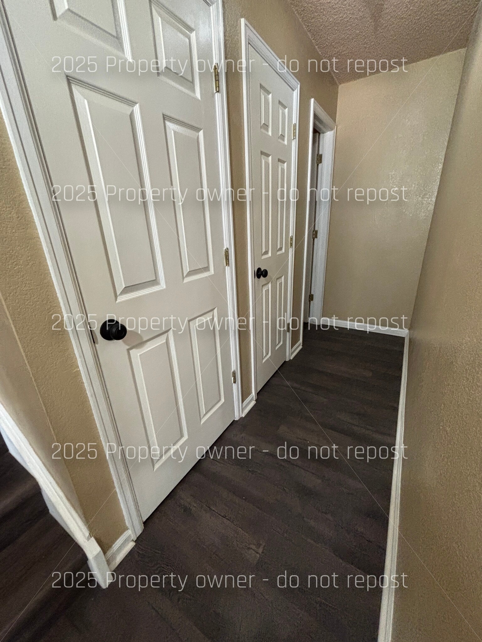 1st floor hallway/closet - 2010 S Xenia Way