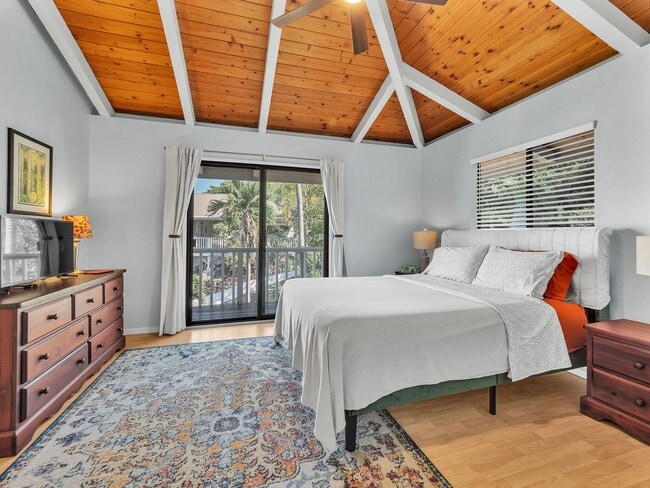 Building Photo - 2 Bedroom Home with Carport & Workshop & Beautiful Ocean Views!