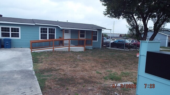 Building Photo - 511 Edalyn St
