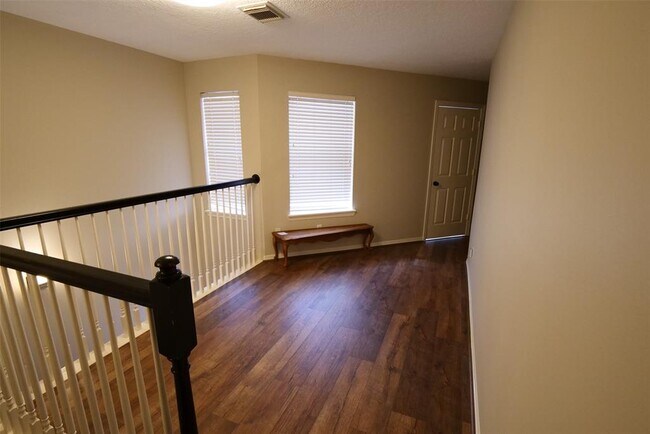 Building Photo - 4914 Maxie St