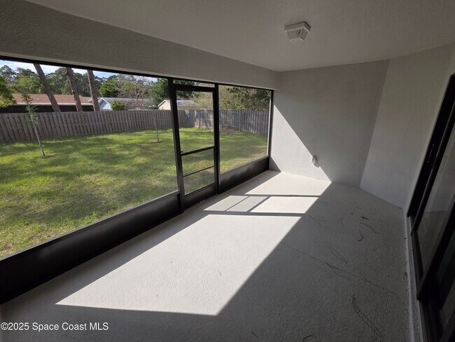 Building Photo - 482 Consolata Ave NW