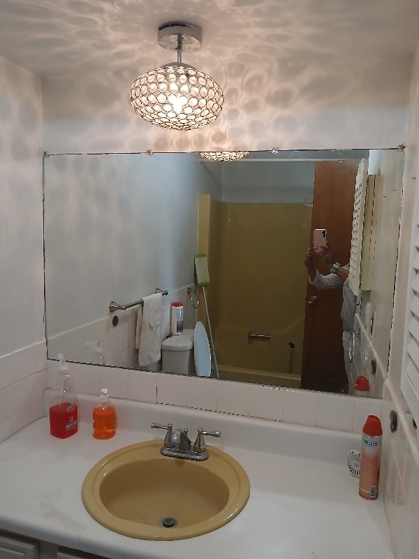 Building Photo - 352-B Shore Dr
