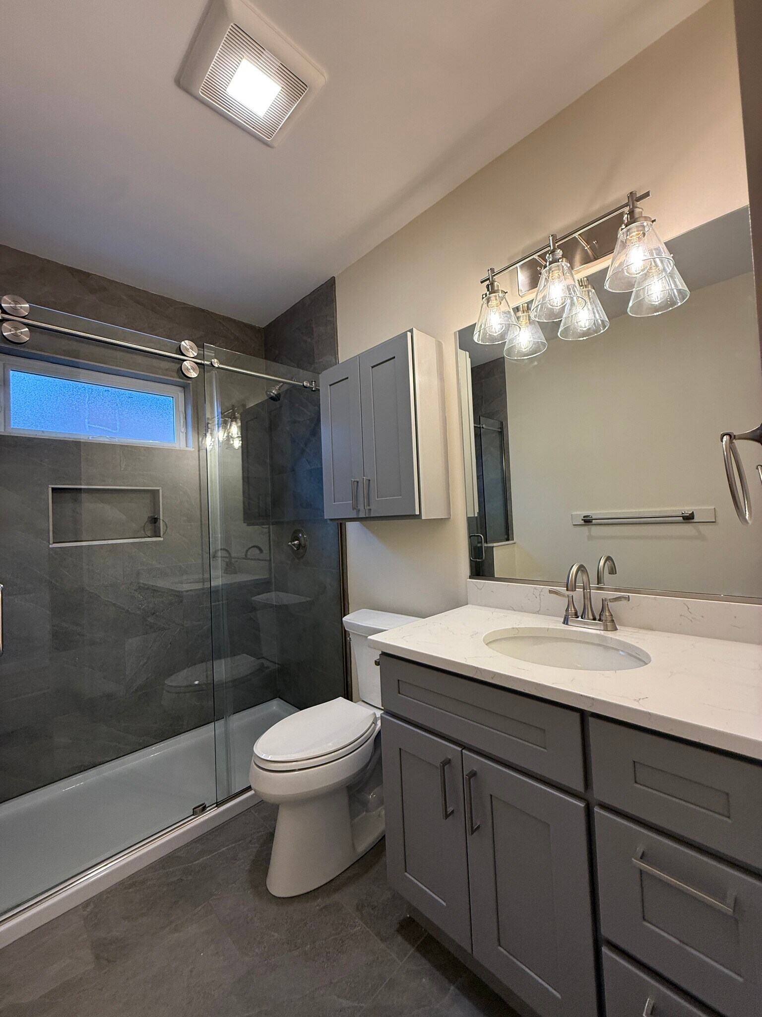 Building Photo - 14 Dorr St