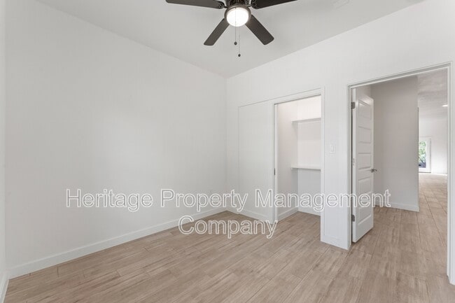 Building Photo - 212 Cooper St