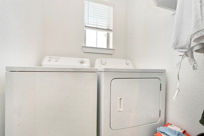 Building Photo - 920 Pismo Crk Ln