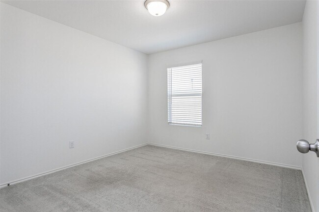 Building Photo - 2023 built Sweet Home! 4bd & 3 bth