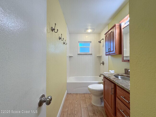 Building Photo - 871 Southern Pine Trail