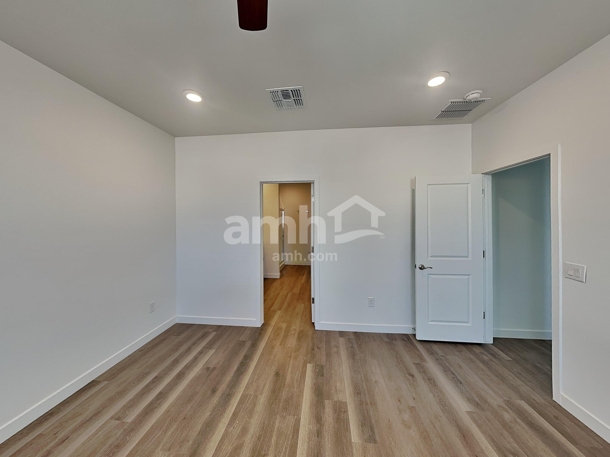 Building Photo - 13061 N Serenity Vly Dr