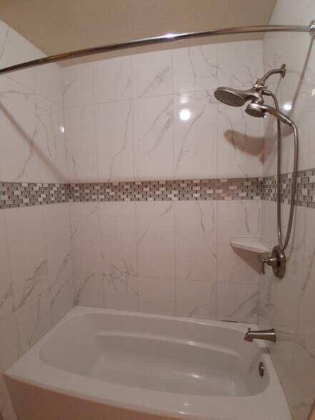 bathroom - 3014 Shadow Springs Pl