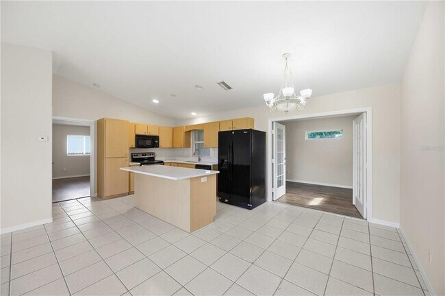 Building Photo - 2260 Mistleto Ln