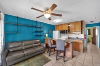 Building Photo - Kihei Manor #202 – Furnished 1BR Condo Steps from The Cove!