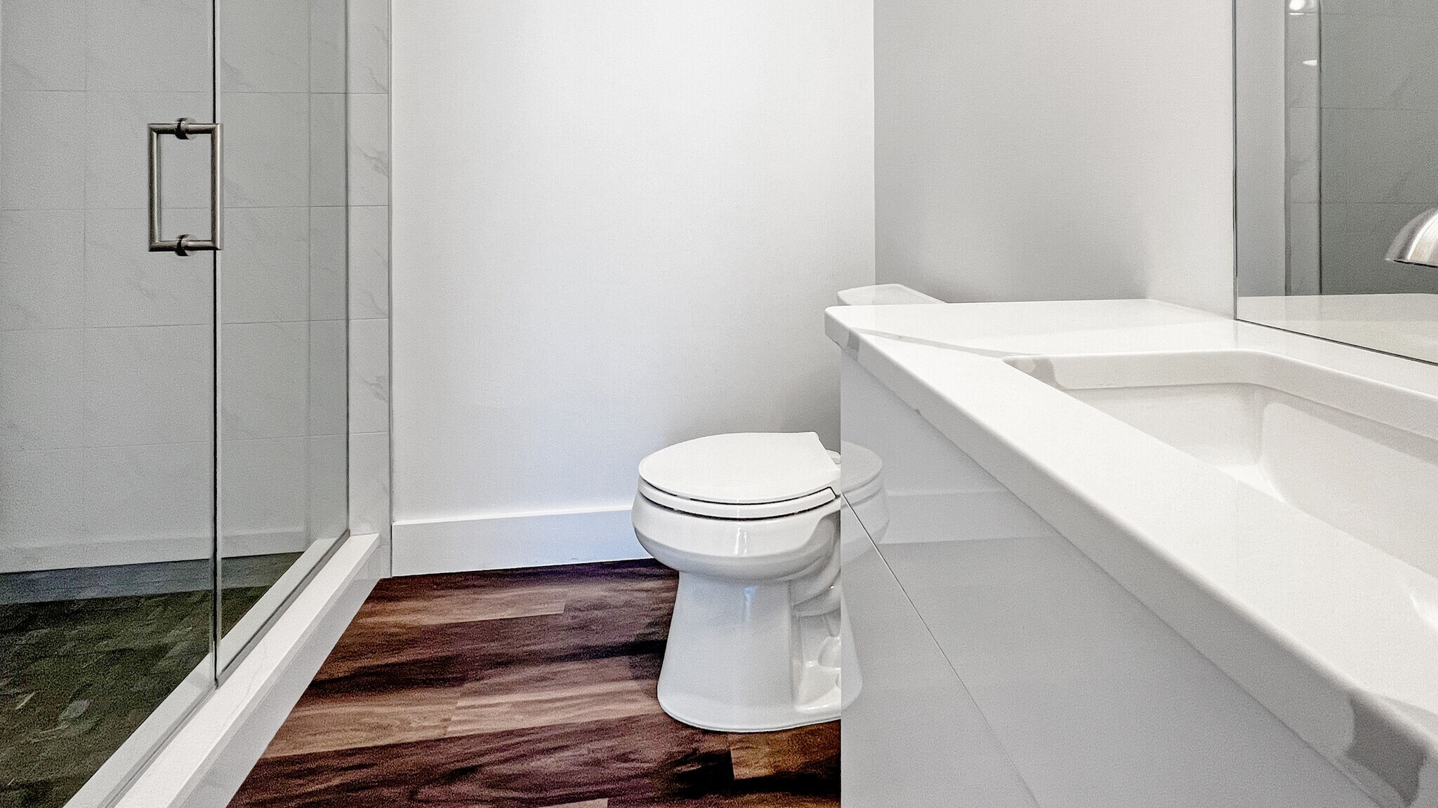Modern Bathroom - 75 Oak St