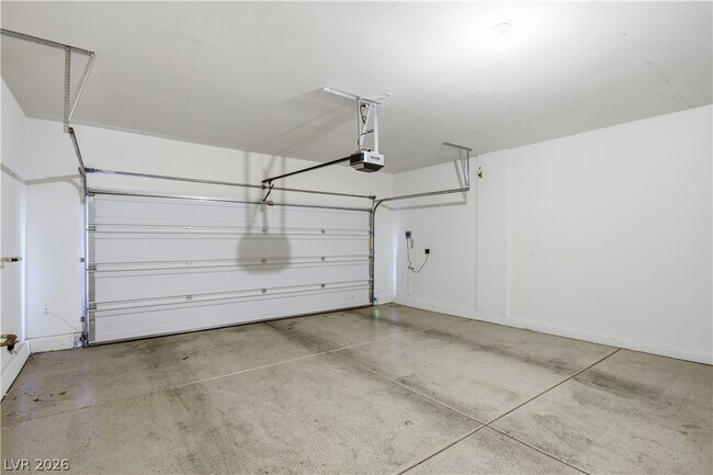 Building Photo - 3763 Corellia Ave