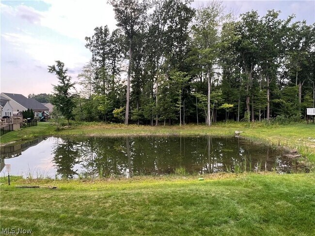 Building Photo - 10454 Dogwood Dr