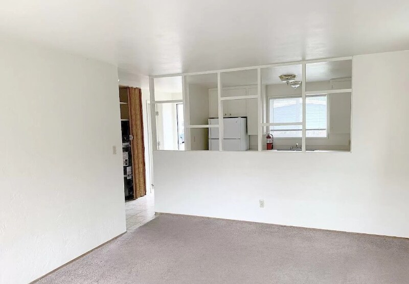 Building Photo - 810 NW 23rd St