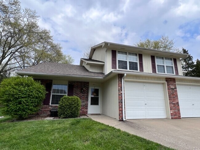 Building Photo - 1601 Steamboat Ln