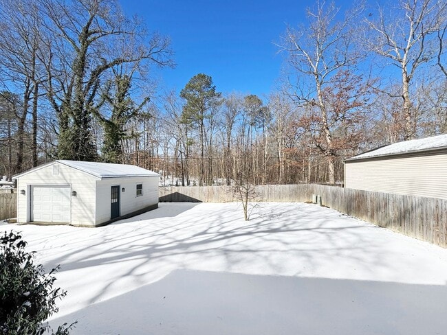 Building Photo - Modern 3 Bedroom Home in Ashland