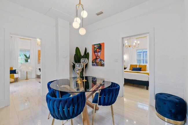 Building Photo - 140B M L King Ave